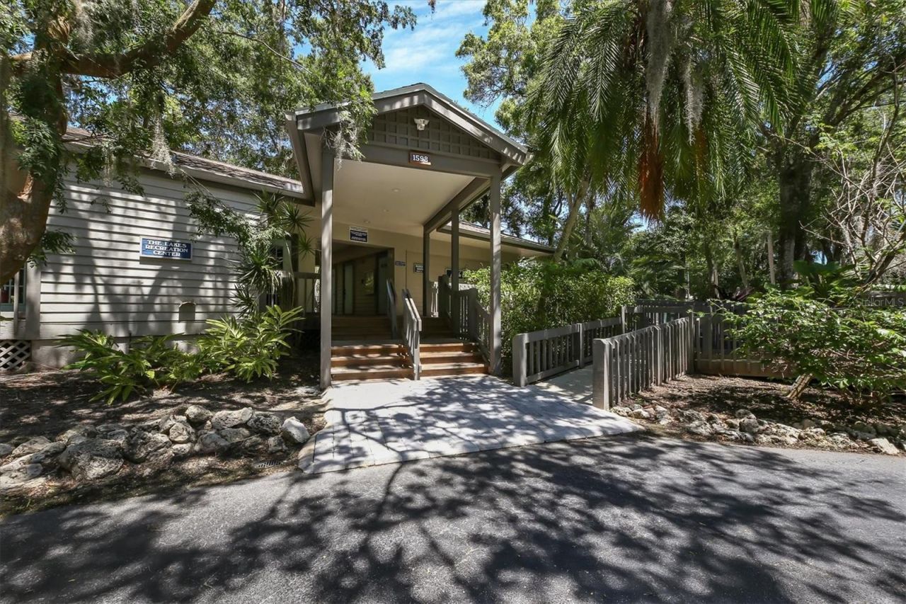 4594 Trails Drive, Sarasota, FL 34232 Photo