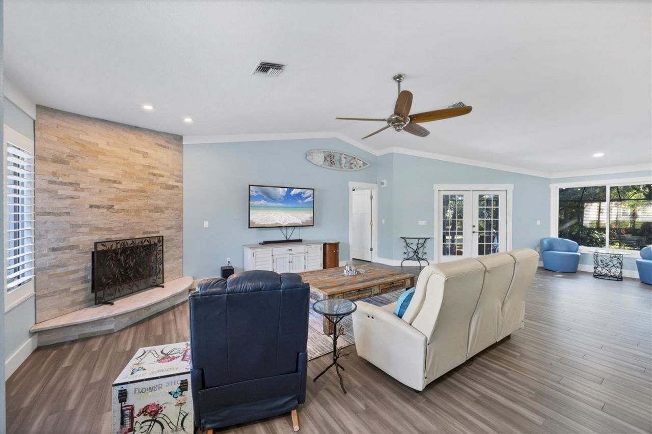 4594 Trails Drive, Sarasota, FL 34232 Photo