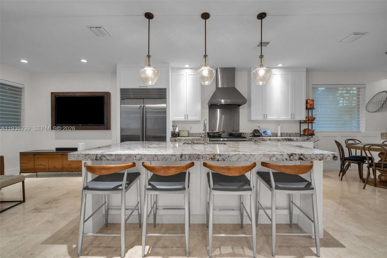 627 Alcazar Ave, Coral Gables, FL 33134 Photo