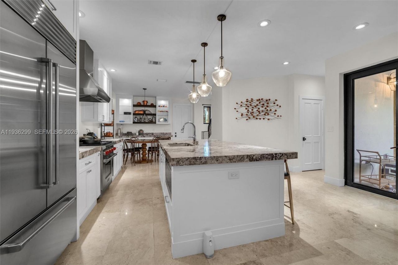 627 Alcazar Ave, Coral Gables, FL 33134 Photo