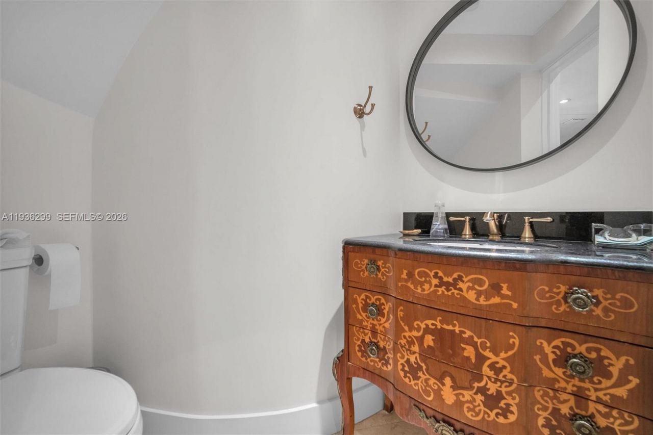 627 Alcazar Ave, Coral Gables, FL 33134 Photo