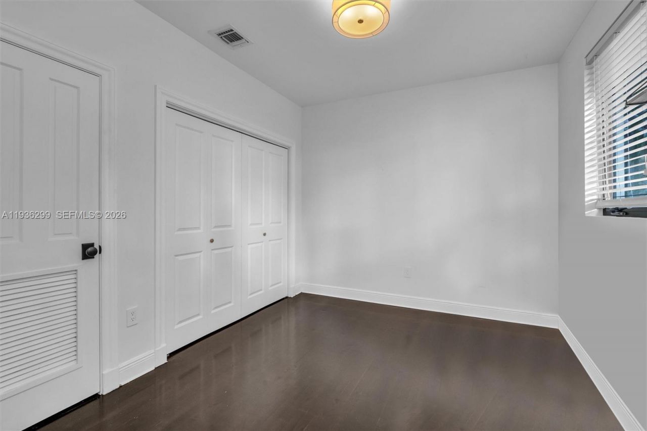 627 Alcazar Ave, Coral Gables, FL 33134 Photo