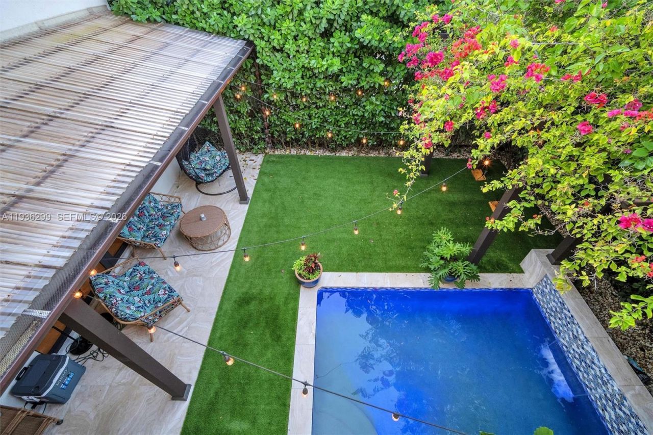 627 Alcazar Ave, Coral Gables, FL 33134 Photo