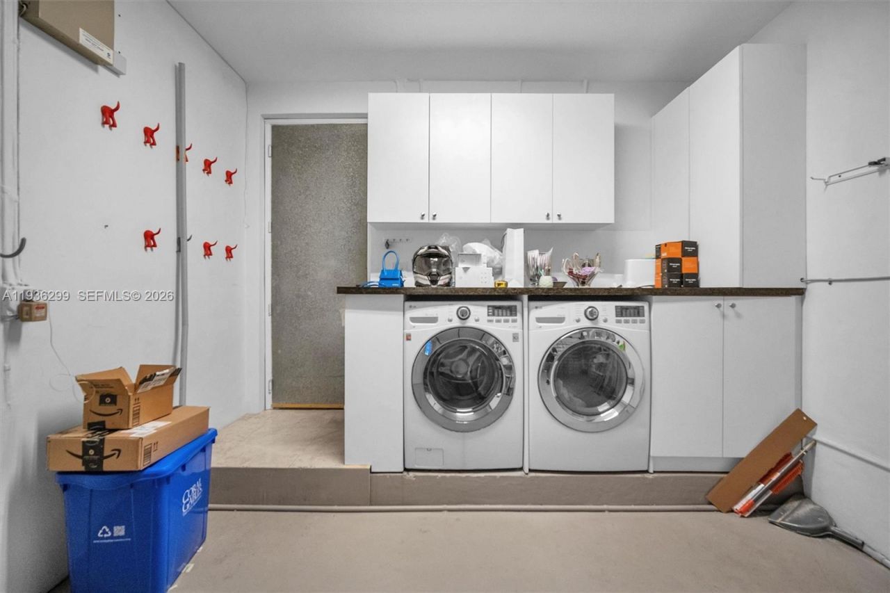 627 Alcazar Ave, Coral Gables, FL 33134 Photo