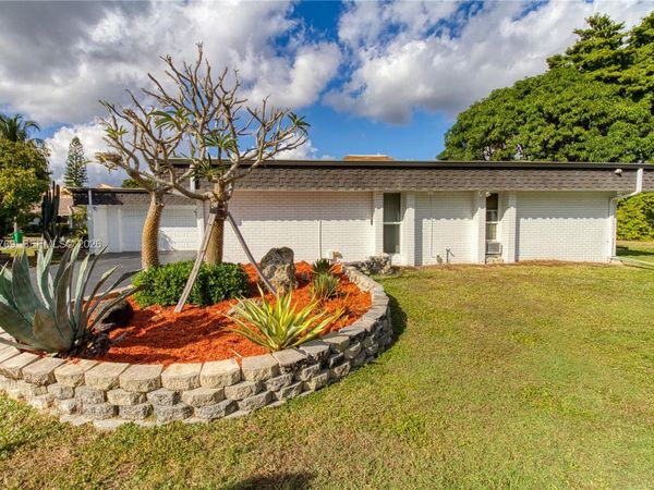 4806 Banyan Ln, Tamarac, FL 33319