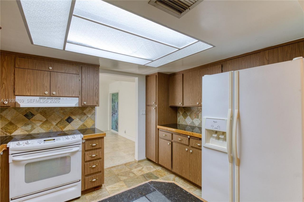 4806 Banyan Ln, Tamarac, FL 33319 Photo