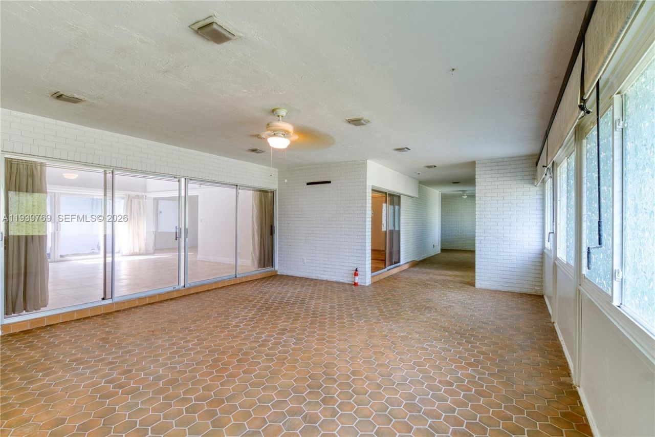 4806 Banyan Ln, Tamarac, FL 33319 Photo