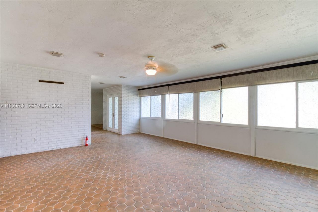 4806 Banyan Ln, Tamarac, FL 33319 Photo