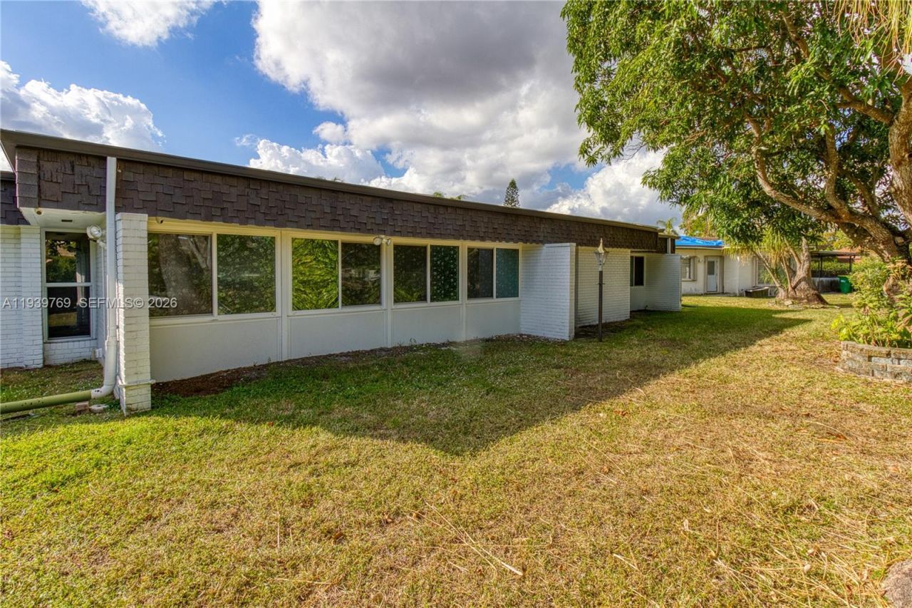 4806 Banyan Ln, Tamarac, FL 33319 Photo