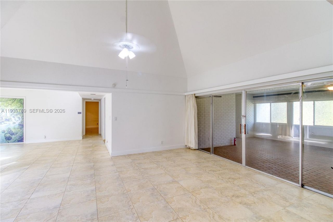 4806 Banyan Ln, Tamarac, FL 33319 Photo