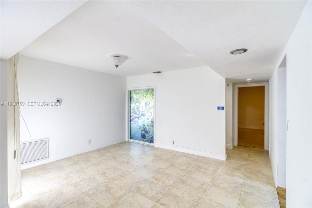 4806 Banyan Ln, Tamarac, FL 33319 Photo