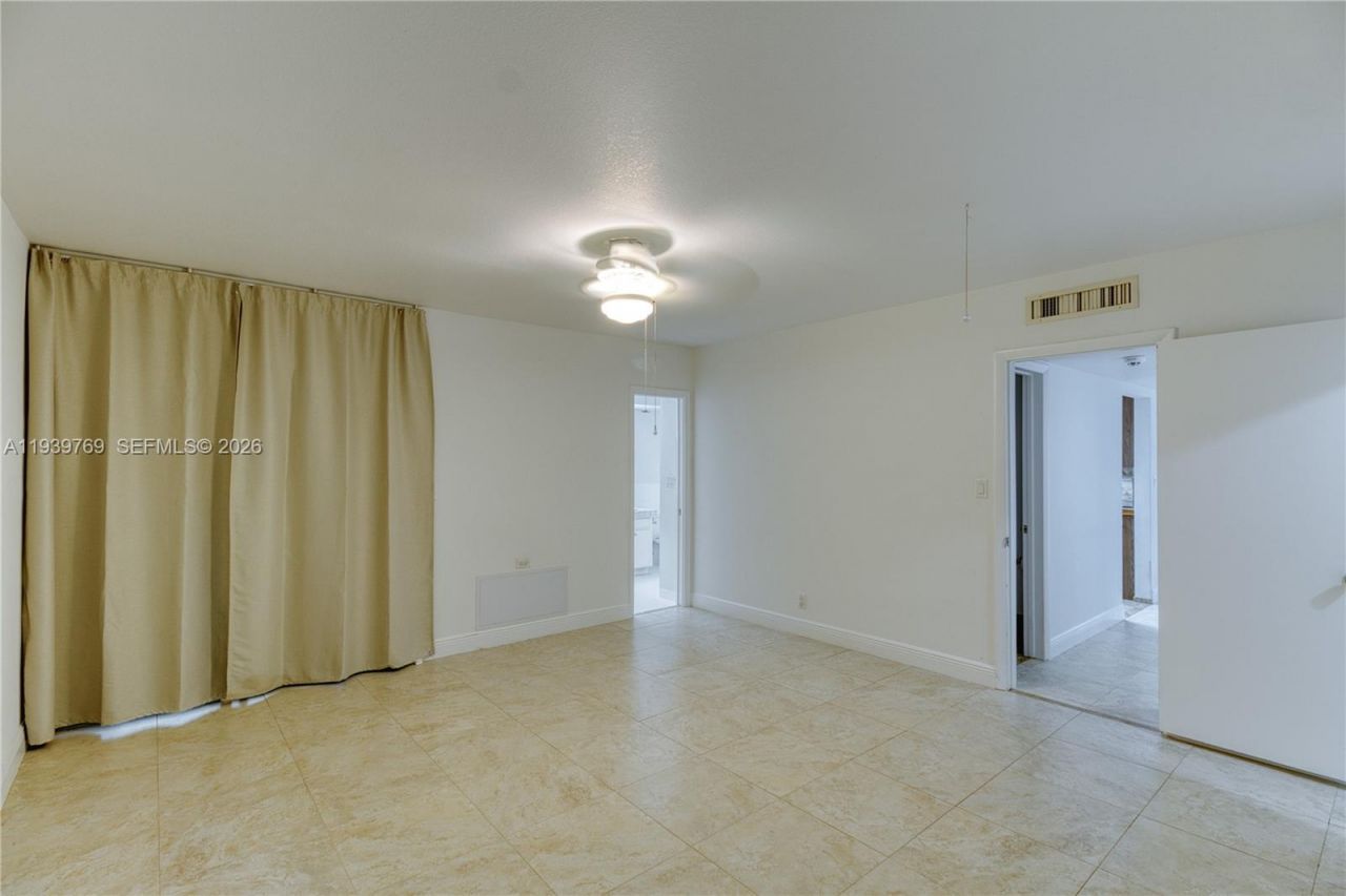 4806 Banyan Ln, Tamarac, FL 33319 Photo