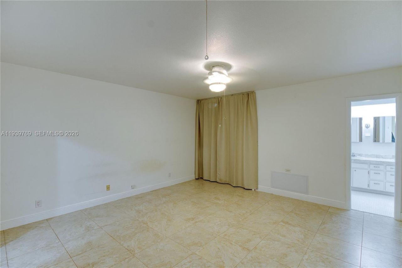 4806 Banyan Ln, Tamarac, FL 33319 Photo