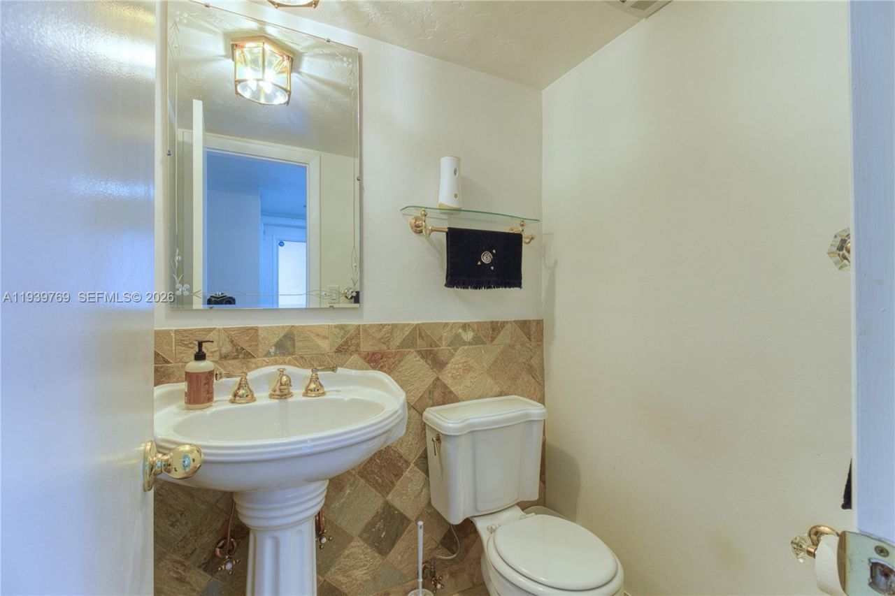 4806 Banyan Ln, Tamarac, FL 33319 Photo