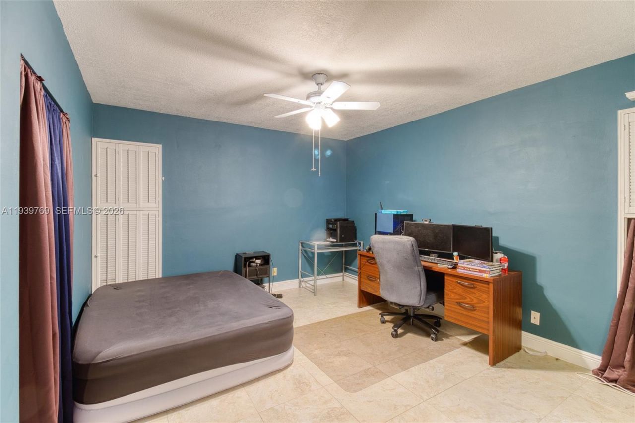 4806 Banyan Ln, Tamarac, FL 33319 Photo