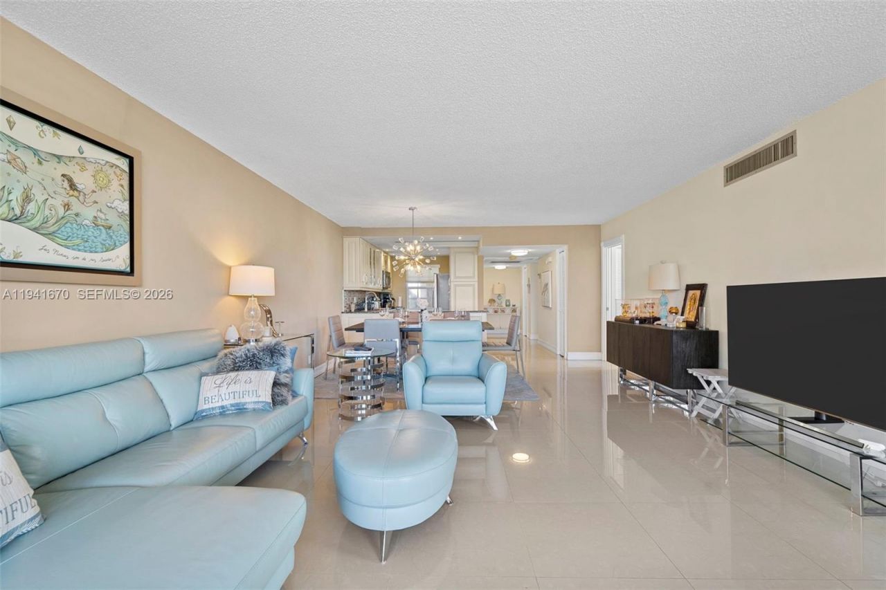 4030 W Palm Aire Dr , Unit 408, Pompano Beach, FL 33069 Photo