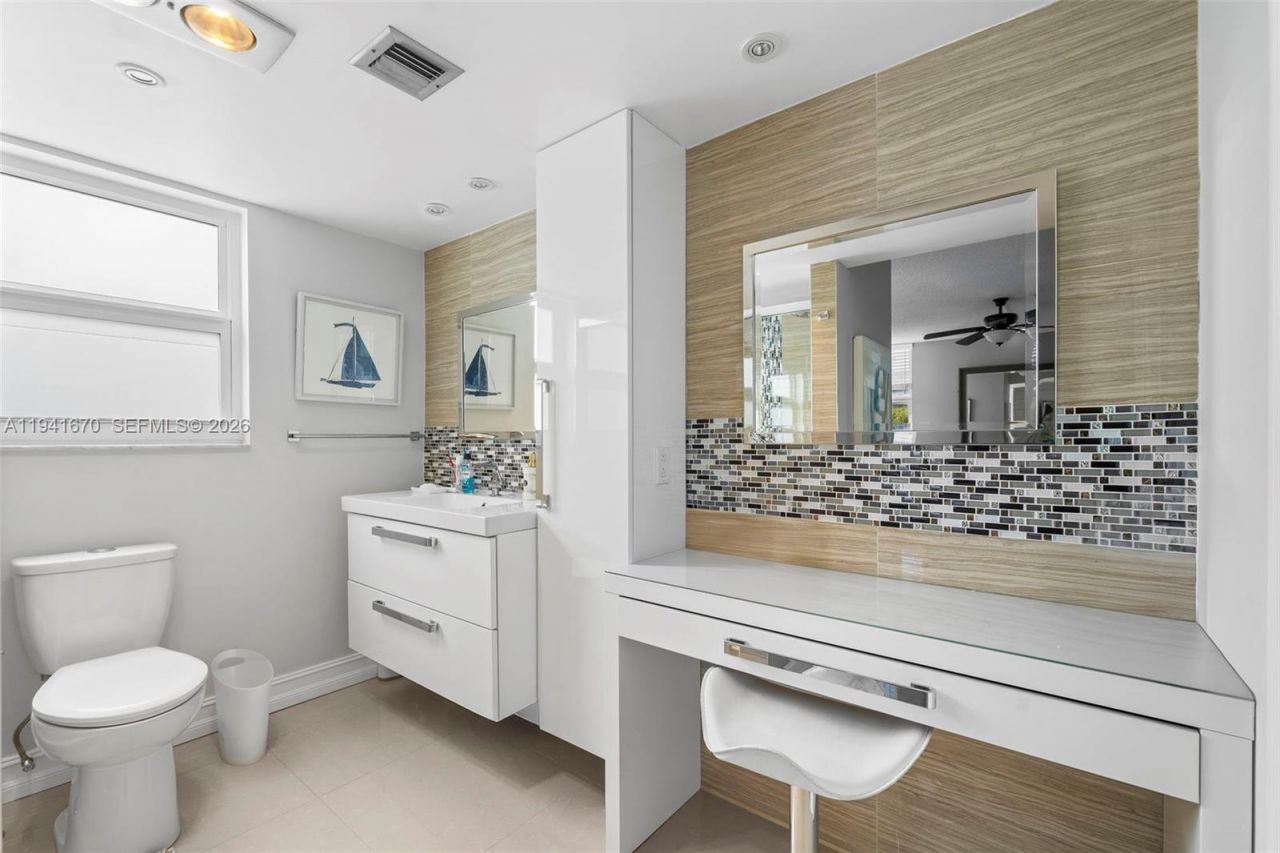 4030 W Palm Aire Dr , Unit 408, Pompano Beach, FL 33069 Photo