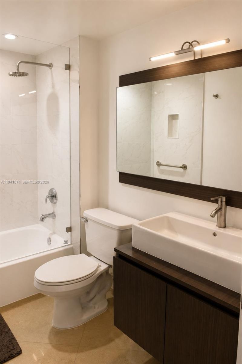 650 West Ave, Unit 810, Miami Beach, FL 33139 Photo