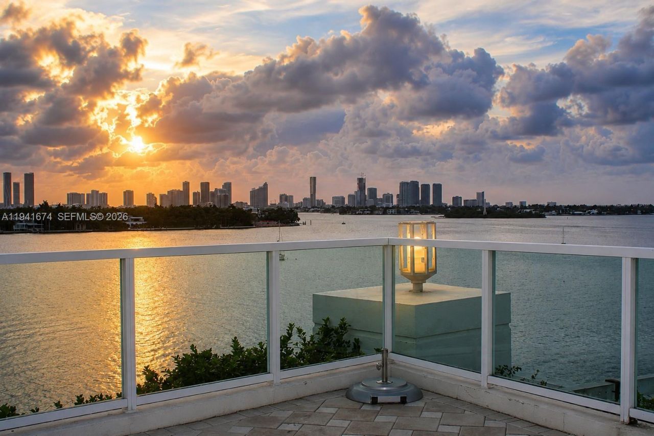 650 West Ave, Unit 810, Miami Beach, FL 33139 Photo