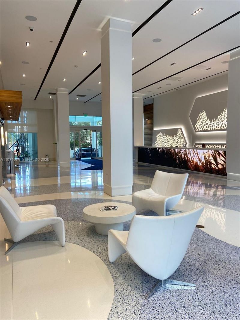 650 West Ave , Unit 810, Miami Beach, FL 33139 Photo