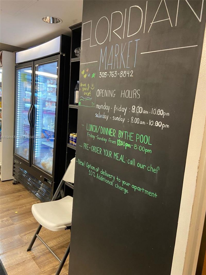 650 West Ave , Unit 810, Miami Beach, FL 33139 Photo