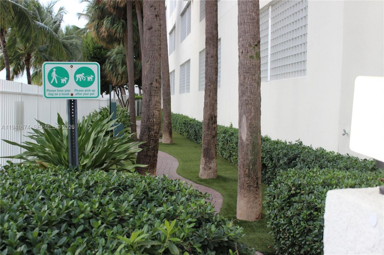 650 West Ave , Unit 810, Miami Beach, FL 33139 Photo