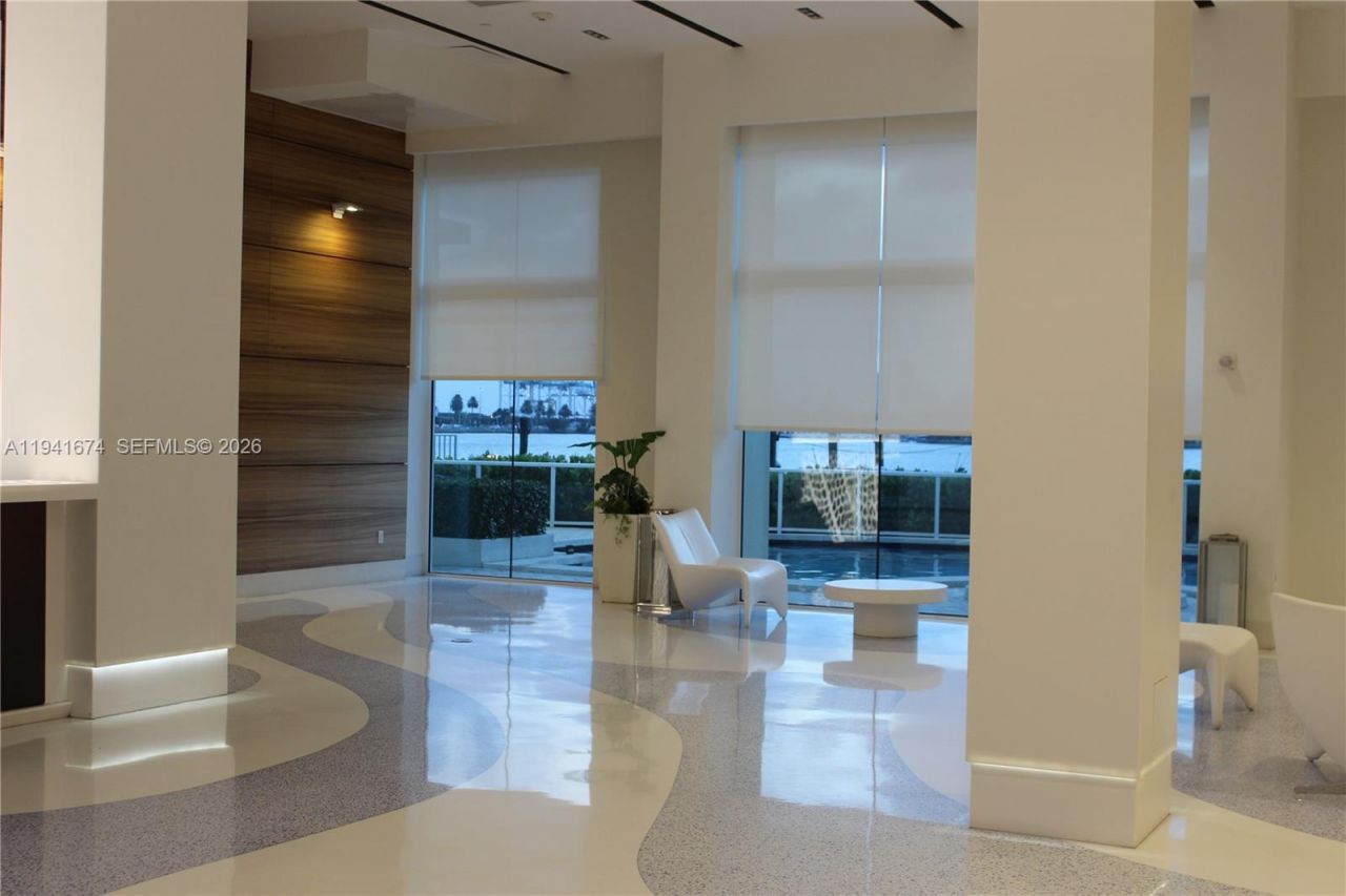 650 West Ave , Unit 810, Miami Beach, FL 33139 Photo