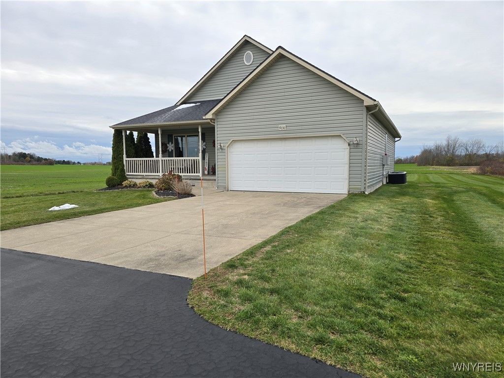 5830 Diller Road, Sanborn, NY 14132 Main Photo