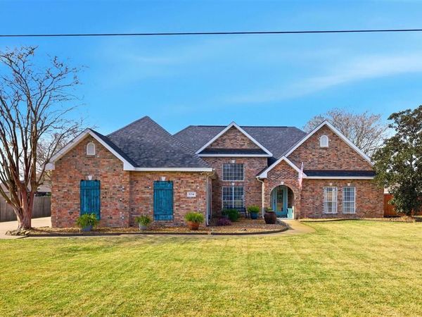 5714 Spruce St Street, Lake Charles, LA 70605