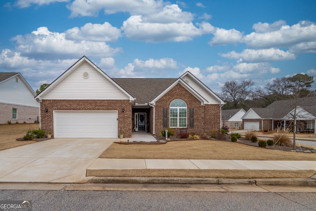 900 Park Place Street, Social Circle, GA 30025 Main Photo