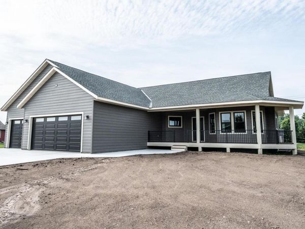 29194 Cynthia Path, Randolph, MN 55065