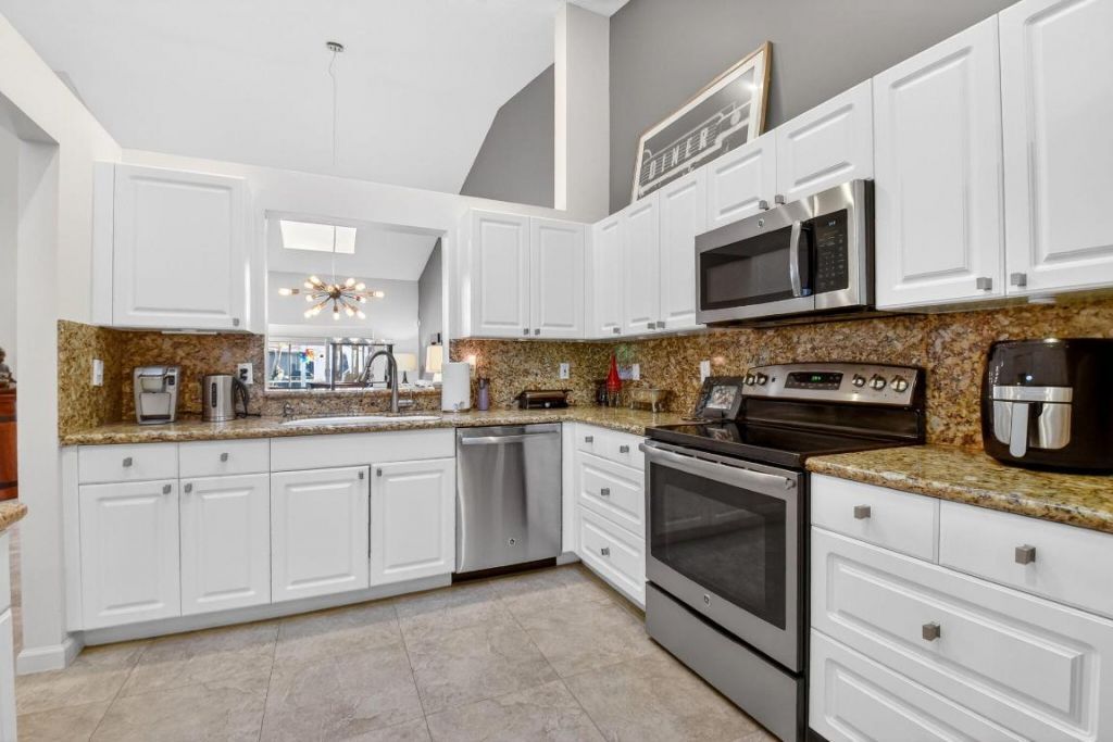 7576 Island Breeze Terrace, Unit A, Boynton Beach, FL 33437 Photo