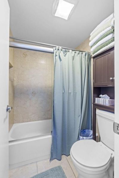 236 Castlewood Drive, Unit 204, North Palm Beach, FL 33408 Photo