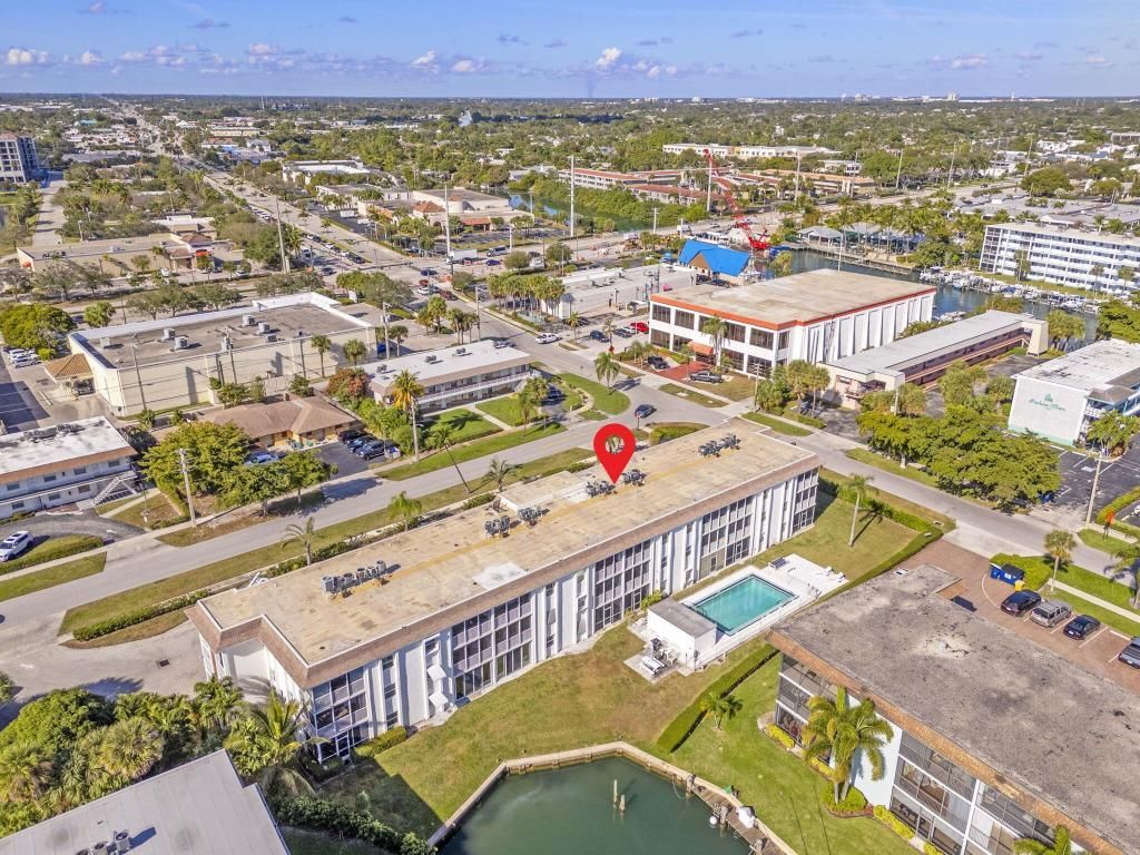 236 Castlewood Drive, Unit 204, North Palm Beach, FL 33408 Photo