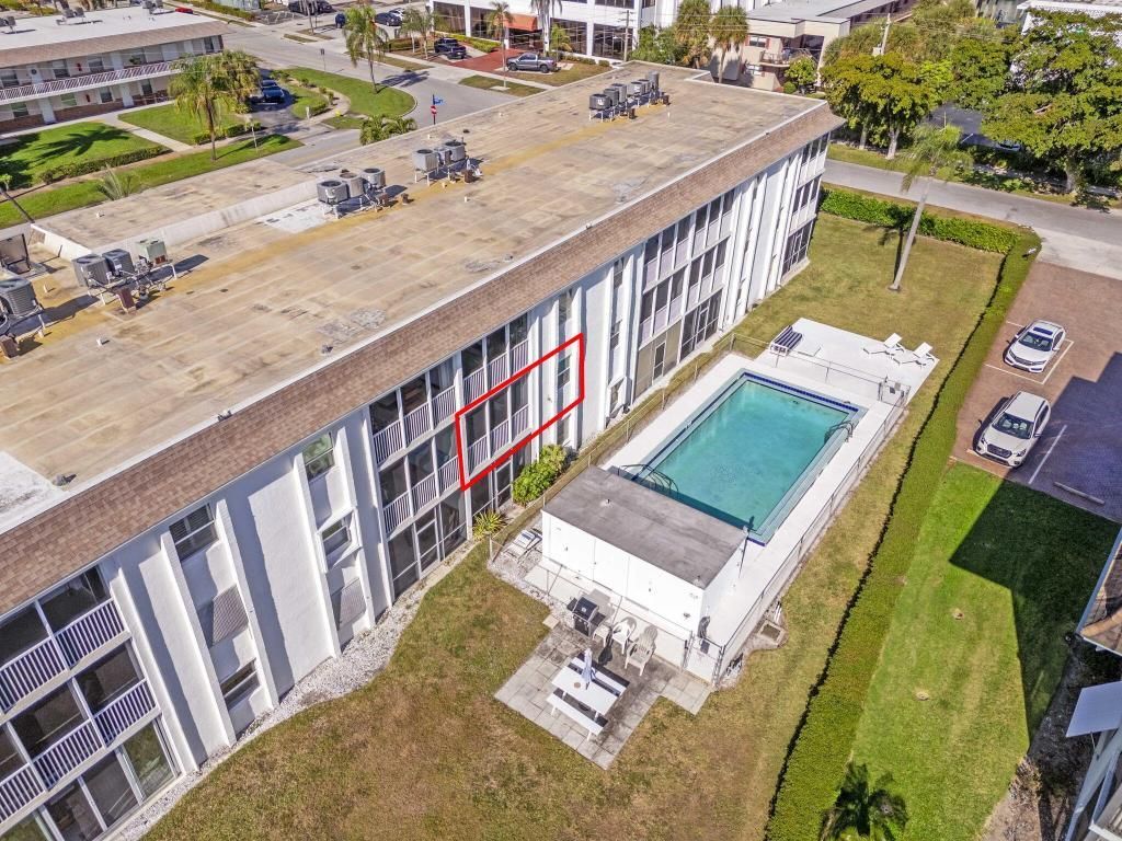 236 Castlewood Drive, Unit 204, North Palm Beach, FL 33408 Photo