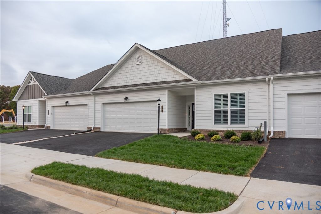 000 Hope Farm Lane Mechanicsville, VA 23111