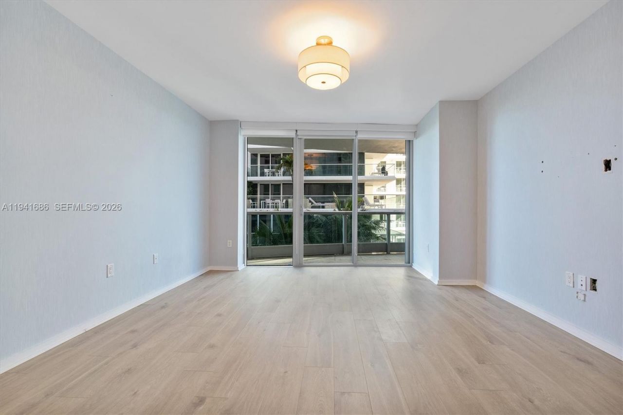 9401 Collins Ave, Unit 505, Surfside, FL 33154 Photo