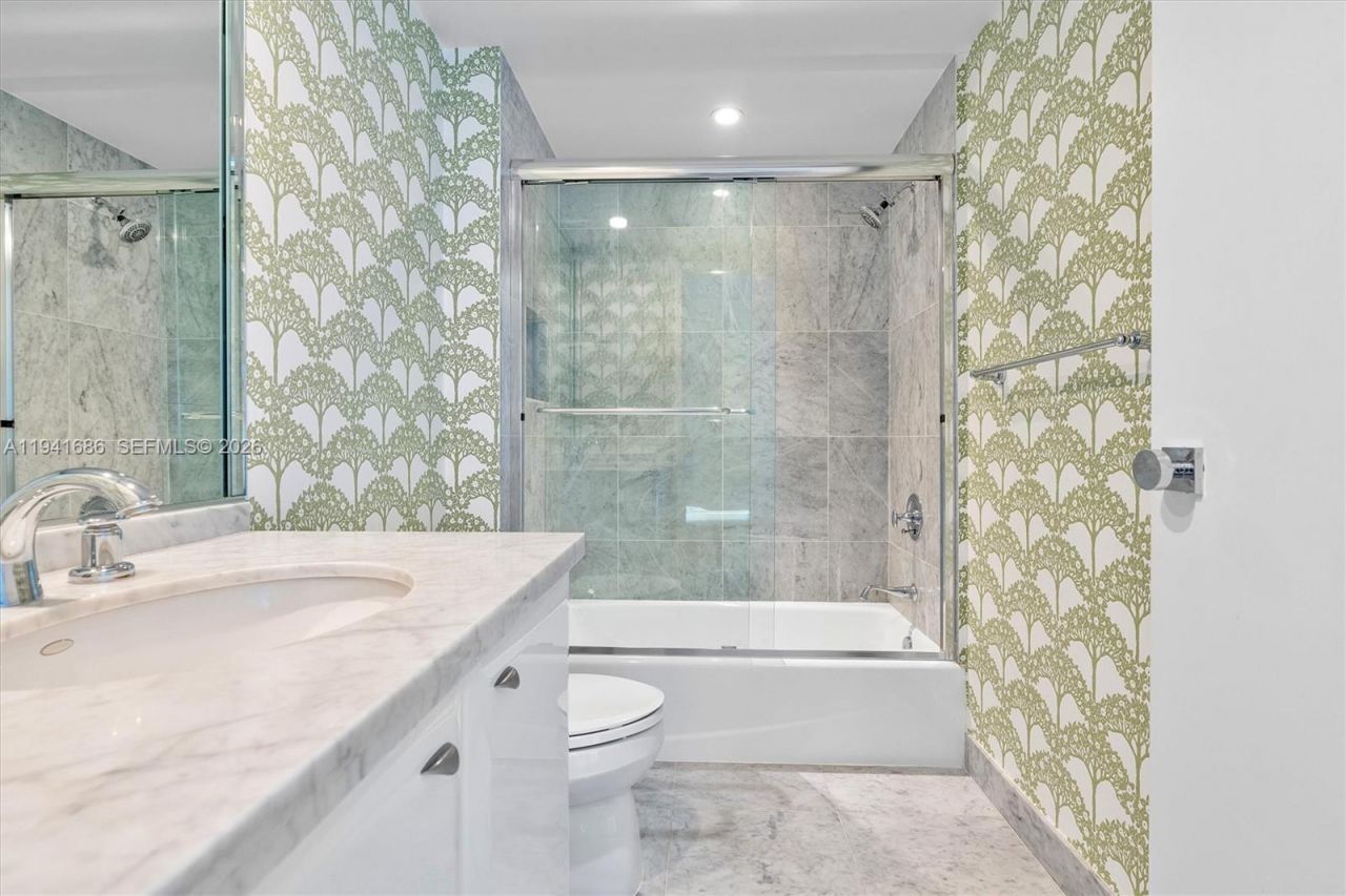 9401 Collins Ave, Unit 505, Surfside, FL 33154 Photo