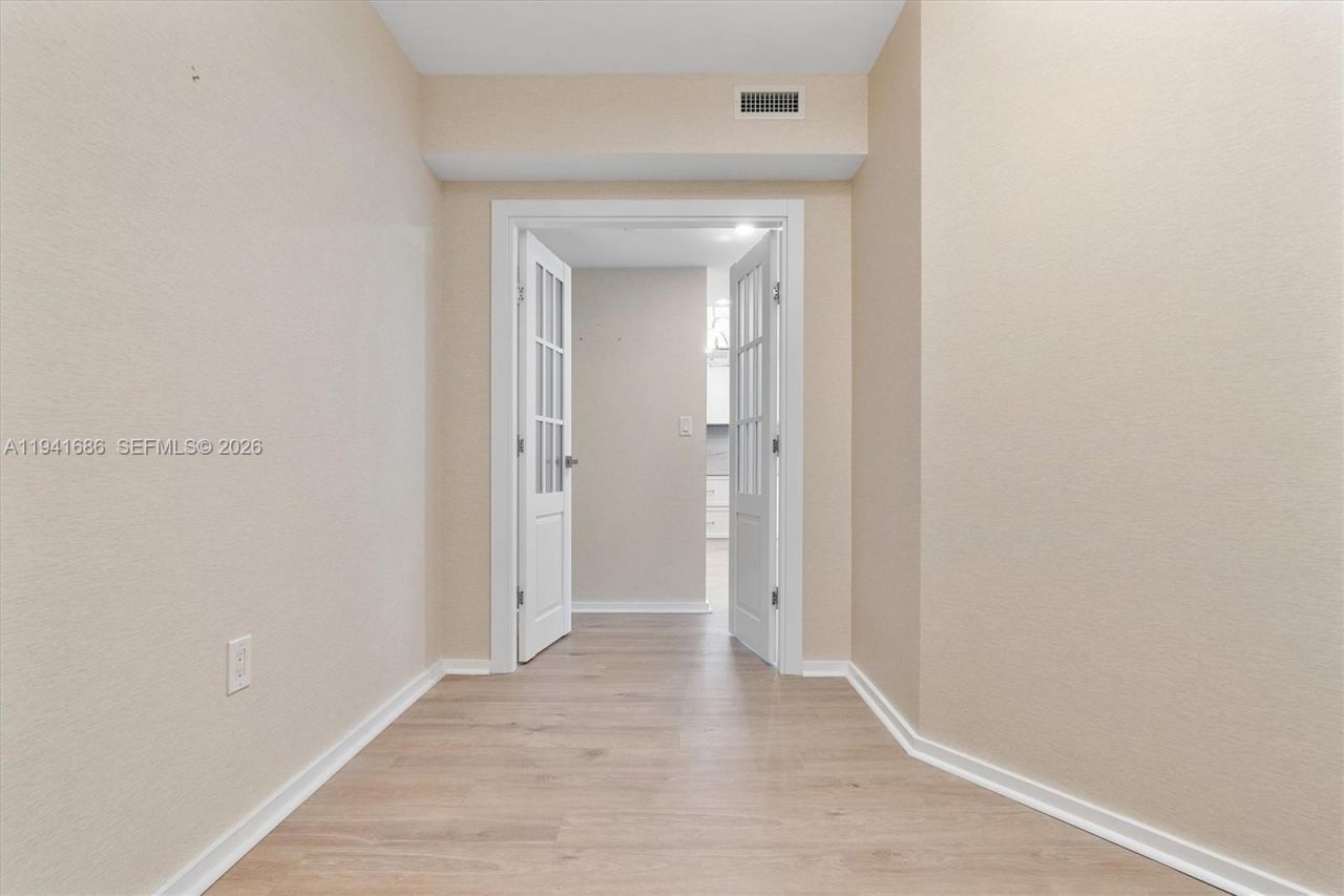 9401 Collins Ave, Unit 505, Surfside, FL 33154 Photo