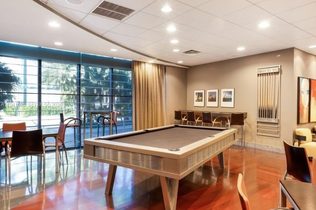 9401 Collins Ave, Unit 505, Surfside, FL 33154 Photo