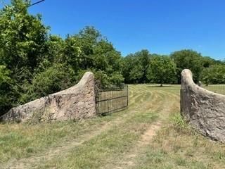 16824 Wortham Bend Road, China Spring, TX 76633 Main Photo