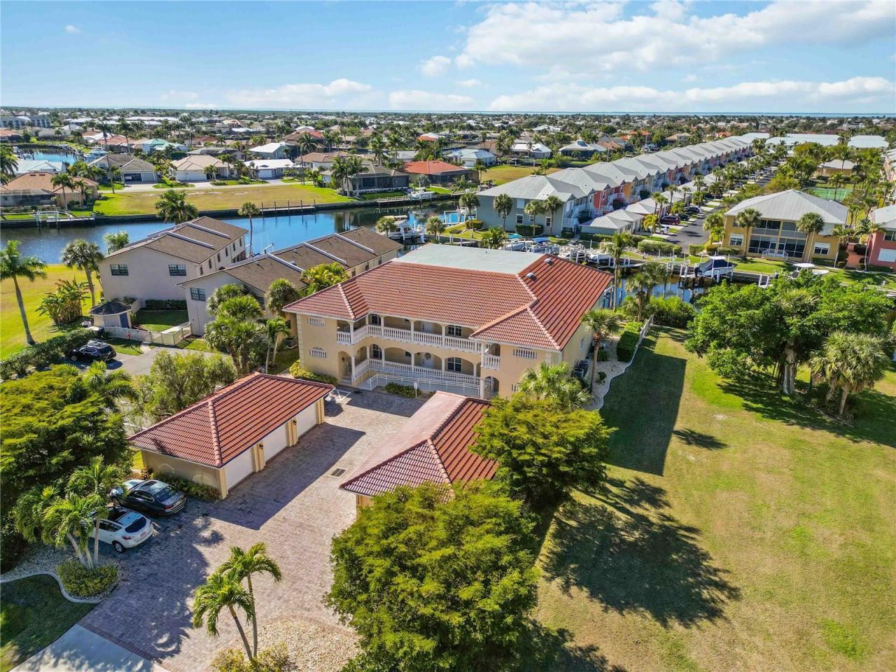 3329 Purple Martin Drive, Unit 113, Punta Gorda, FL 33950 Photo