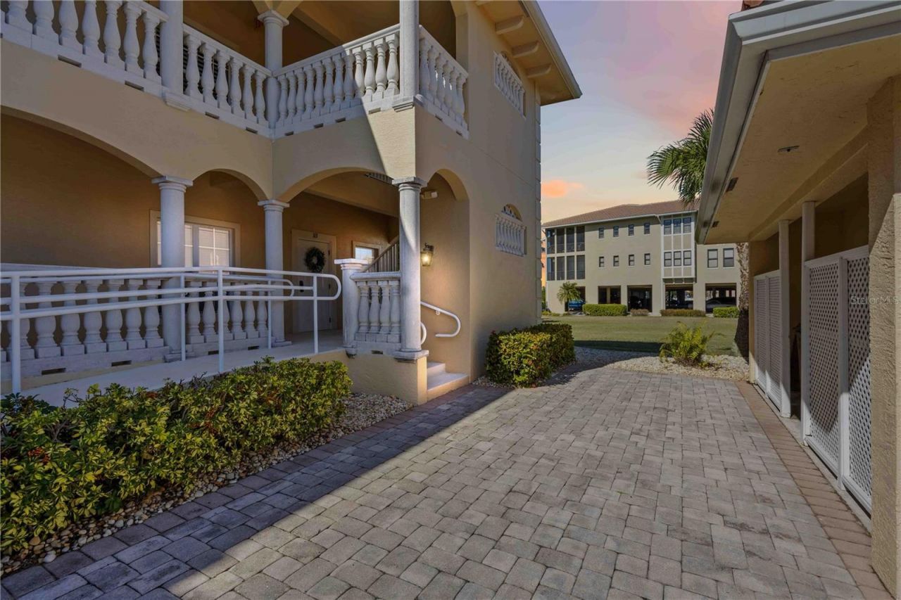 3329 Purple Martin Drive, Unit 113, Punta Gorda, FL 33950 Photo