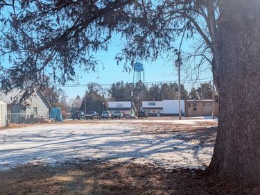 6348 H C Andersen Alle , Askov, MN 55704