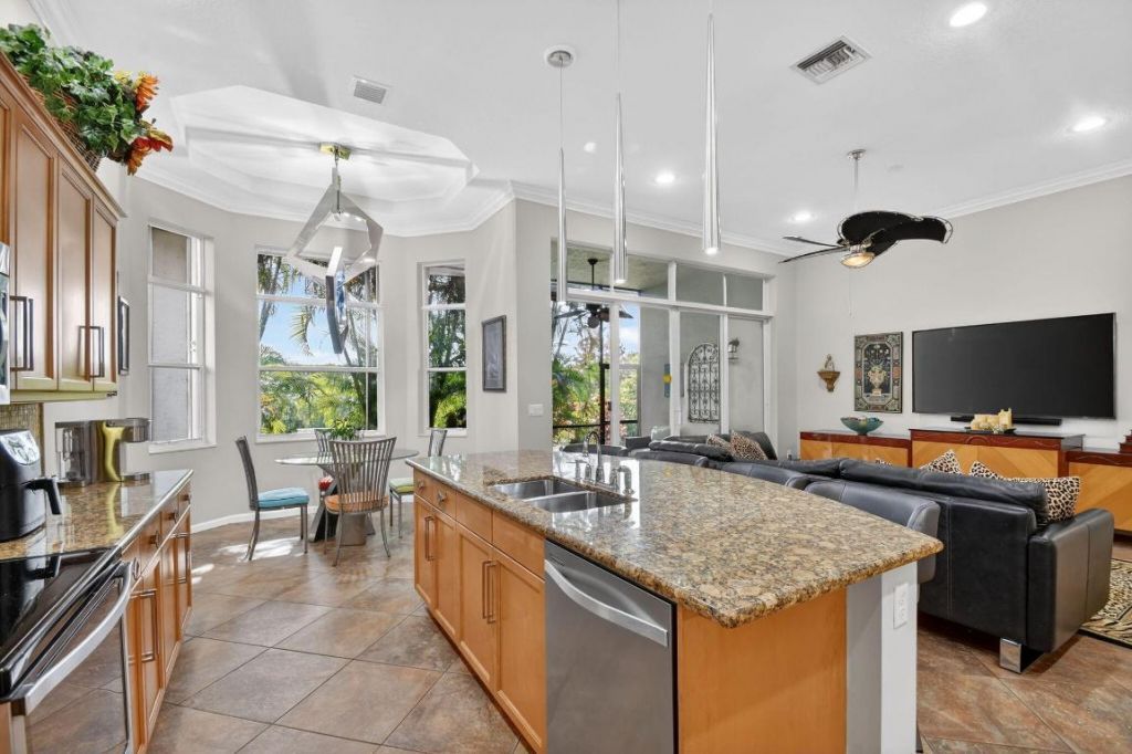 9842 Via Elegante, Wellington, FL 33411 Photo