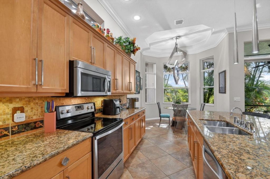 9842 Via Elegante, Wellington, FL 33411 Photo