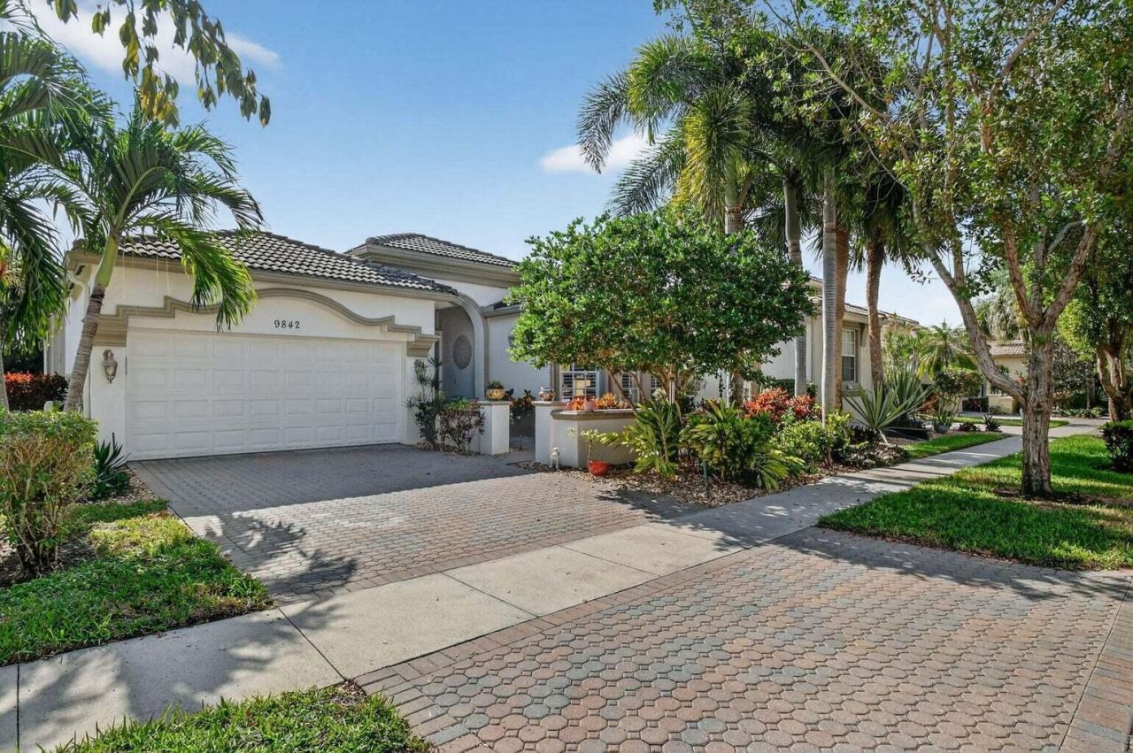 9842 Via Elegante, Wellington, FL 33411 Photo