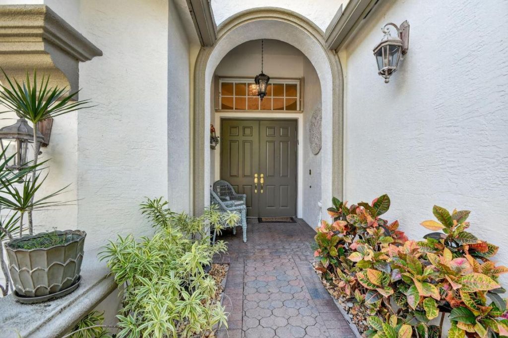 9842 Via Elegante, Wellington, FL 33411 Photo