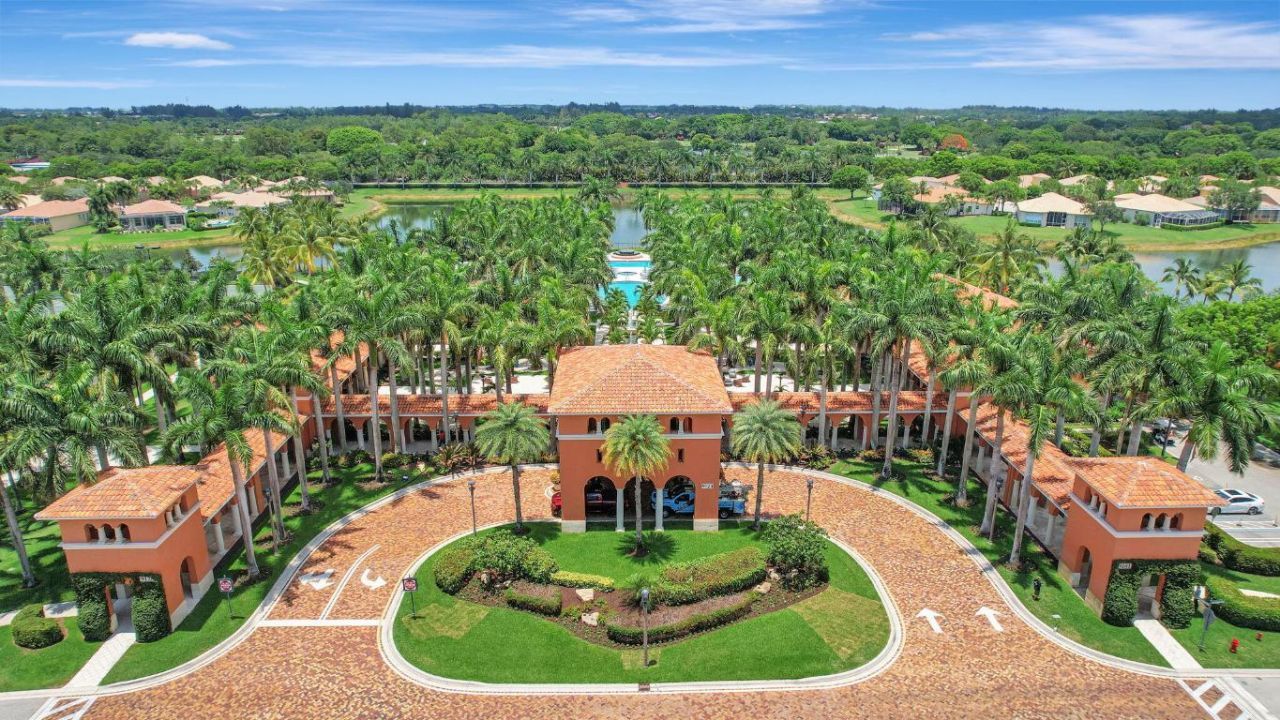 9842 Via Elegante, Wellington, FL 33411 Photo