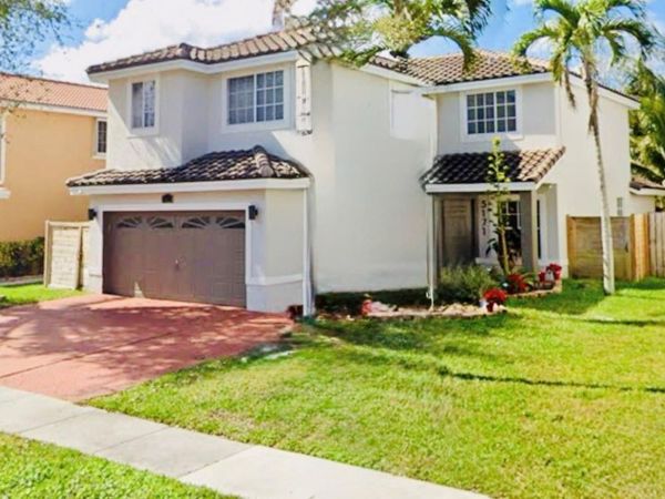 5171 NW 87th Ter, Lauderhill, FL 33351